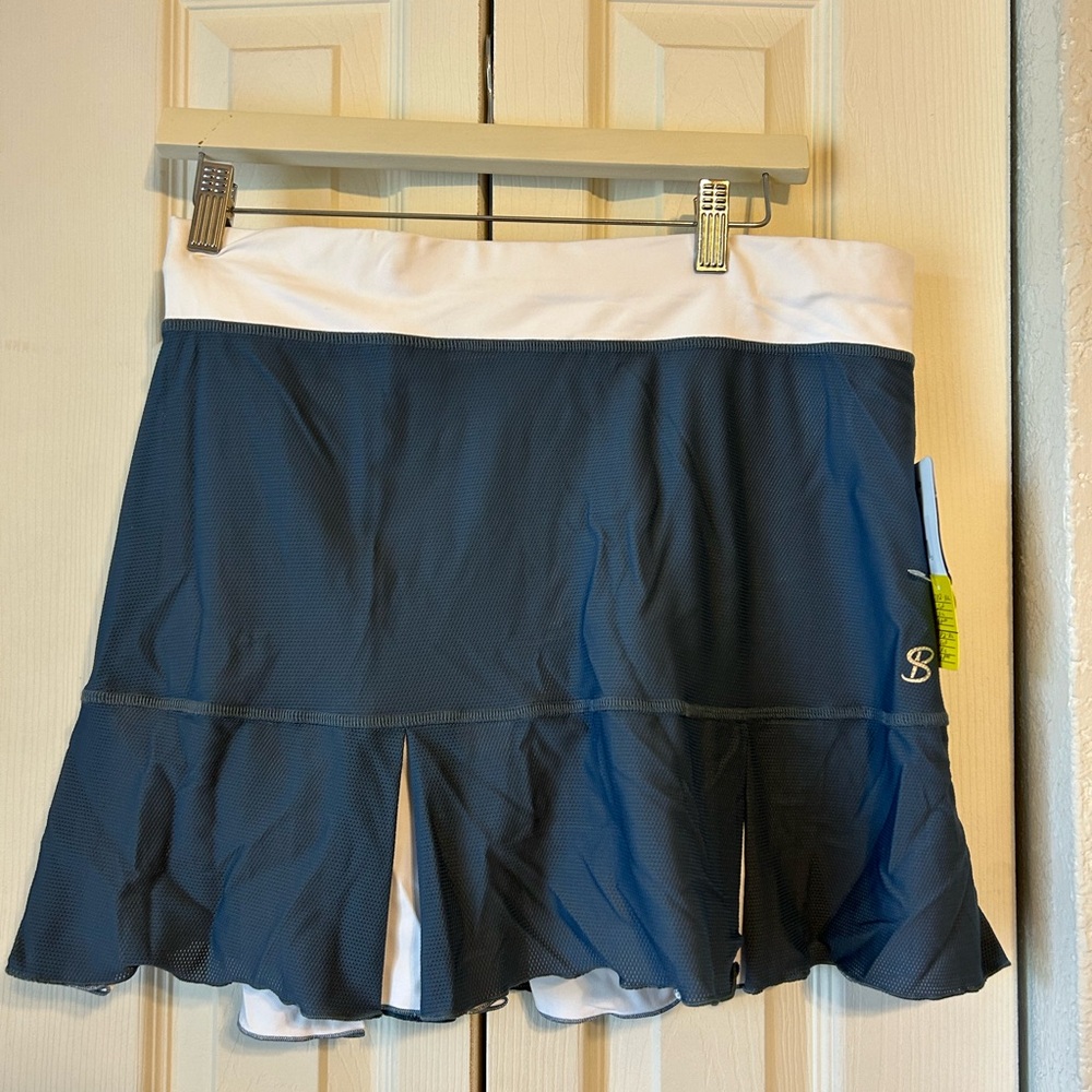 Women’s Skort